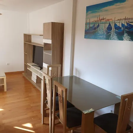 Apartmán 2h, Aire Acondic, 50m2, 1 Dormitorio, 4 Huespedes, Wifi Gratis La Línea de la Concepción