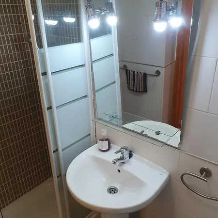 2h, Aire Acondic, 50m2, 1 Dormitorio, 4 Huespedes, Wifi Gratis